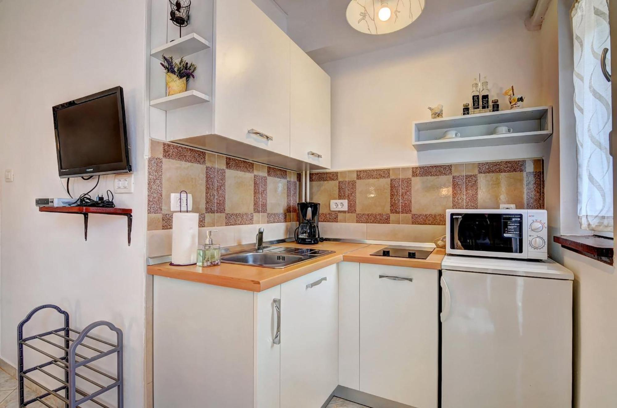 Lovely Apartments In Valbandon 파자나 외부 사진