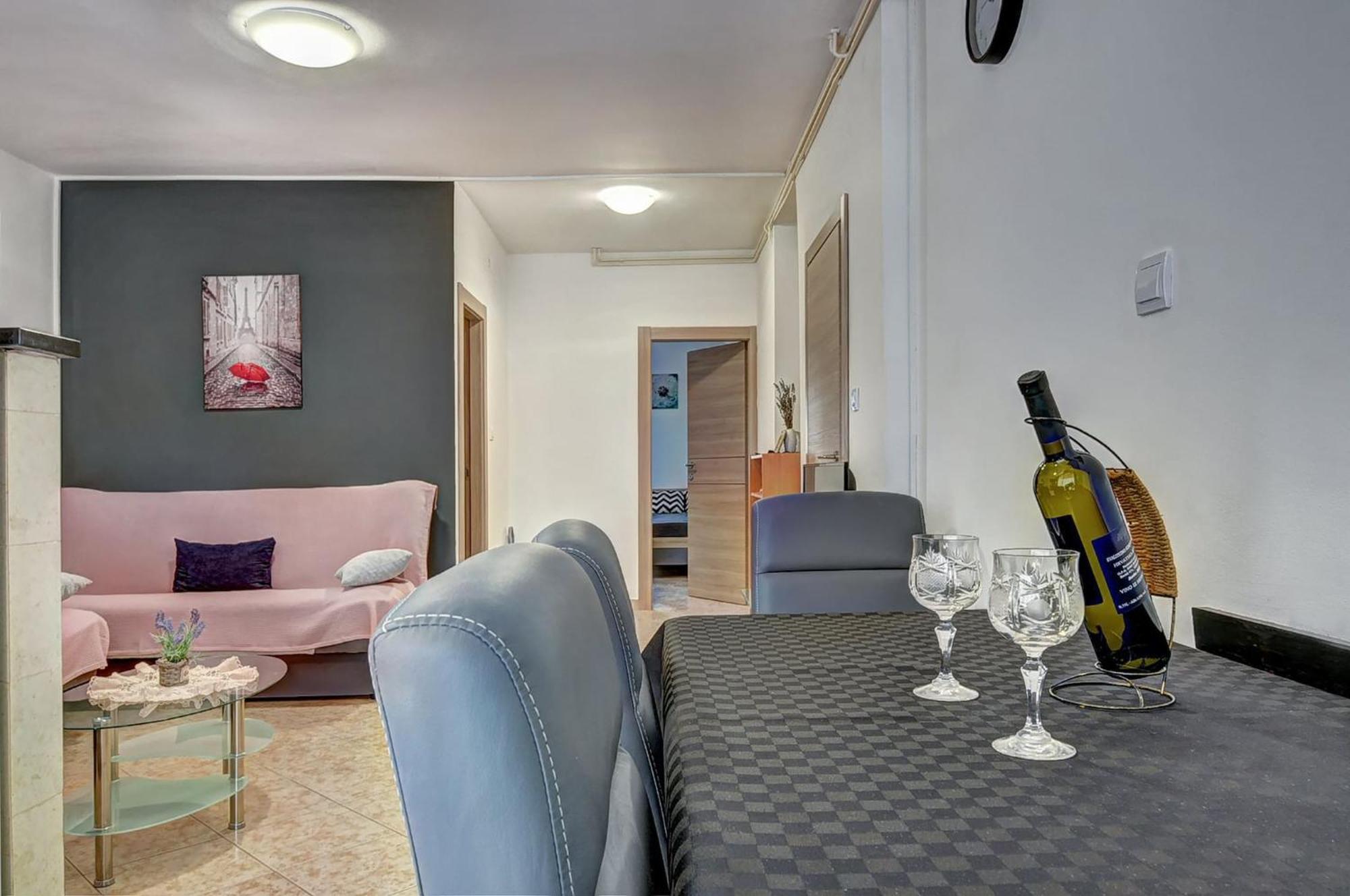 Lovely Apartments In Valbandon 파자나 외부 사진