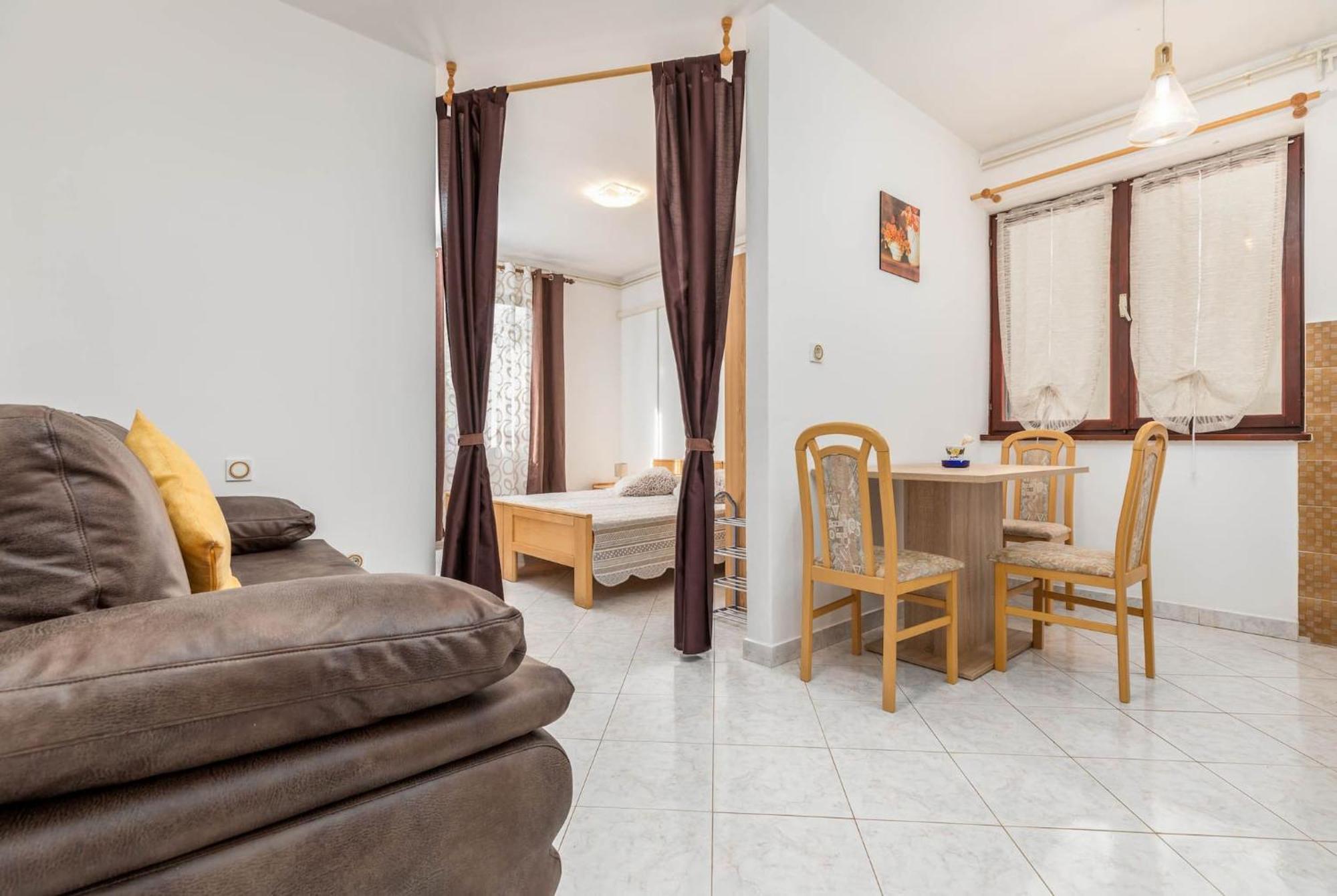 Lovely Apartments In Valbandon 파자나 외부 사진