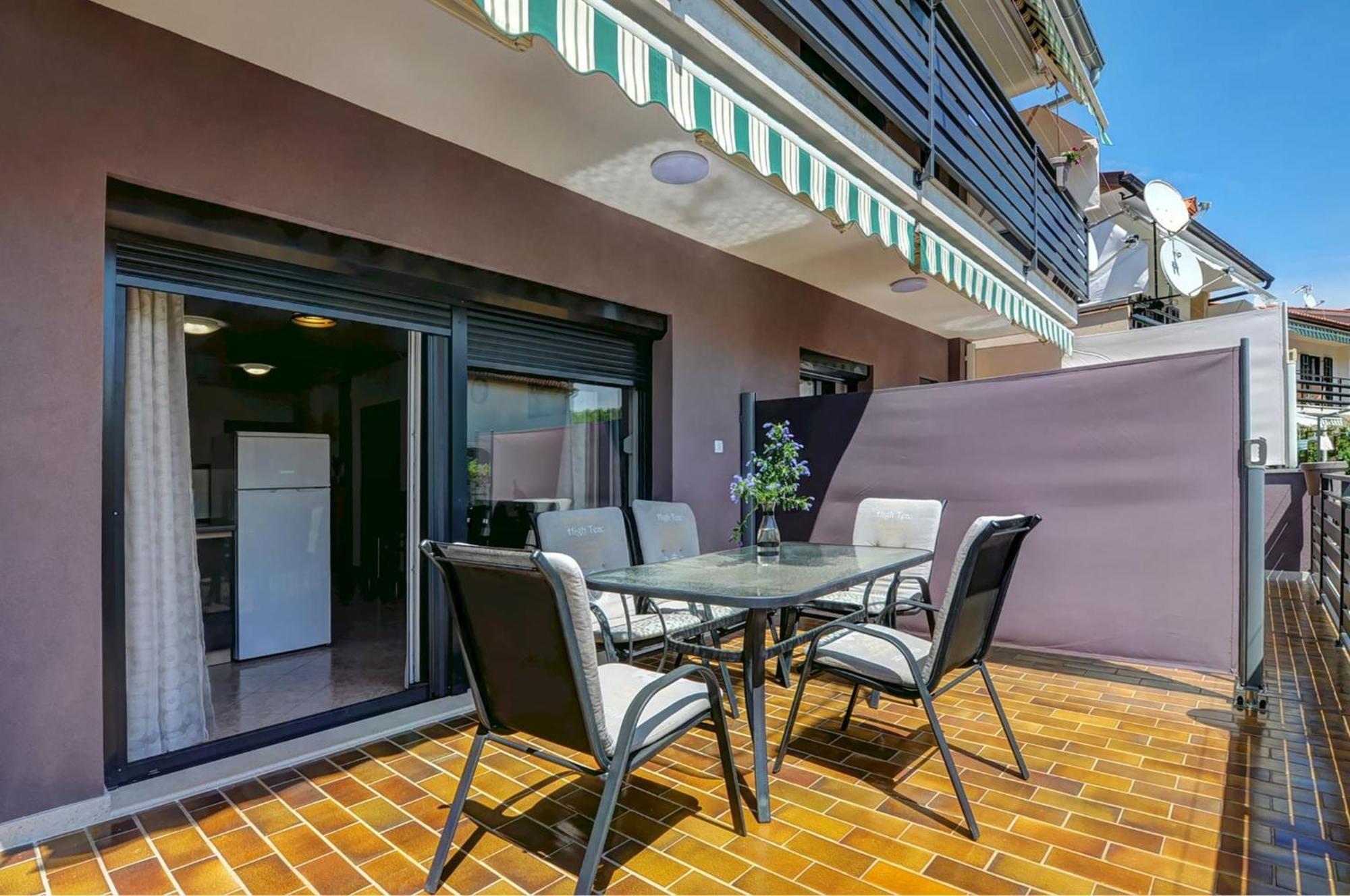 Lovely Apartments In Valbandon 파자나 외부 사진